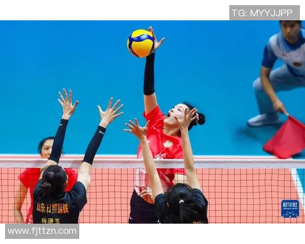 南京排球队荣登排球意识排行榜第三名展现强大实力与团队合作精神 南京排球队荣登排球意识排行榜第三名展现强大实力与团队合作精神