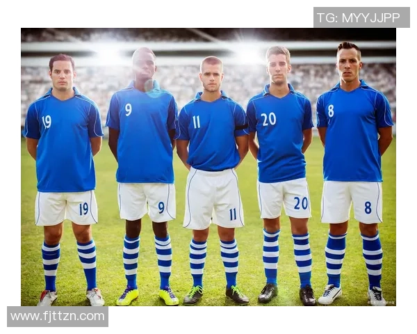 长得吓人的足球明星们如何在绿茵场上展现惊人实力与魅力 长得吓人的足球明星们如何在绿茵场上展现惊人实力与魅力